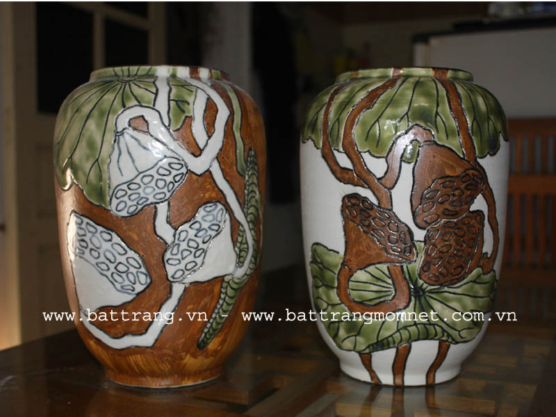 Lacquer ceramic vases made by Bat Trang Ceramics Group 