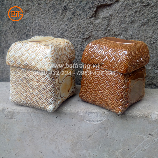 Ceramic box by Bat Trang Ceramics Group