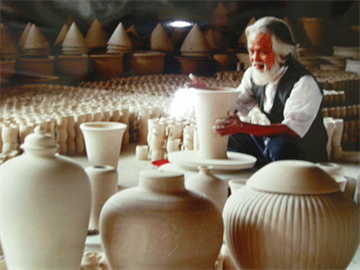 Ceramics Khanh - The continuation of Bat Trang pottery workshop Khanh Toan